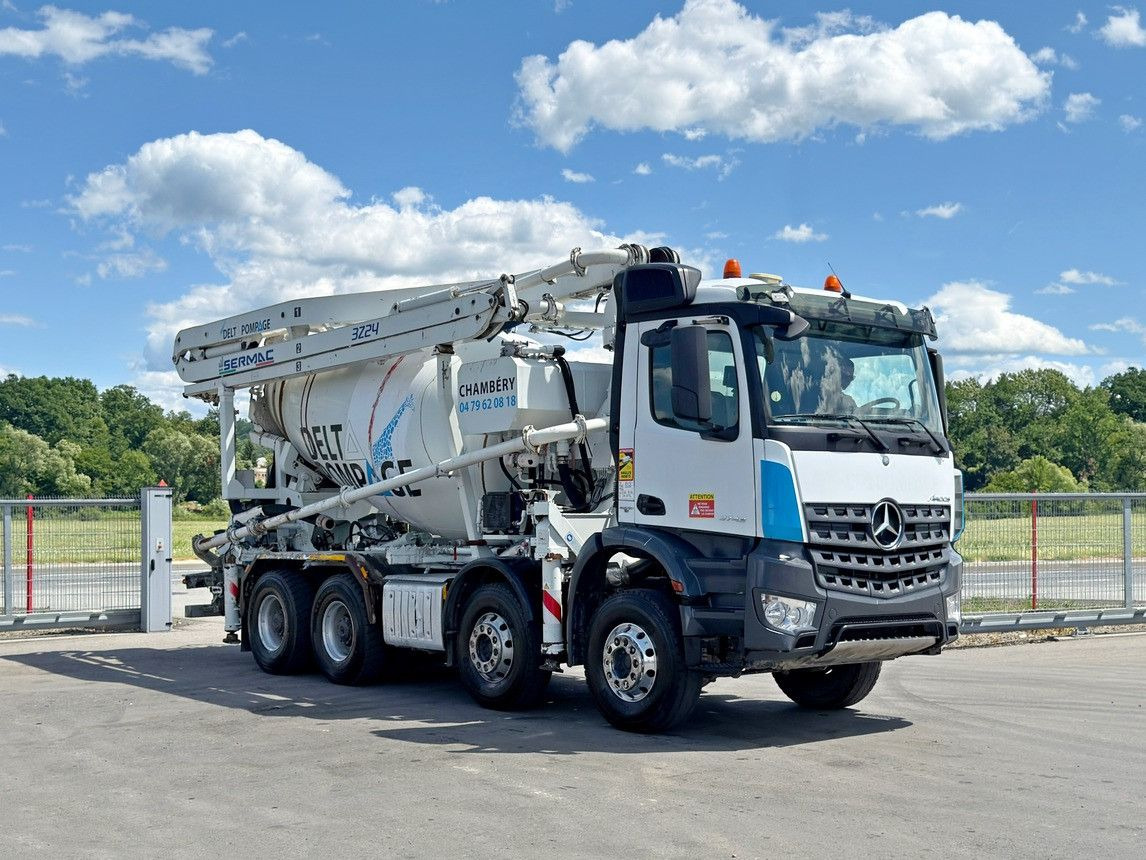 Mercedes-Benz AROCS 3743 * Betonpumpe + FUNK * 8x4 * TOP - Betona sūknis: foto 1 Mercedes-Benz AROCS 3743 * Betonpumpe + FUNK * 8x4 * TOP - Betona sūknis: foto 1