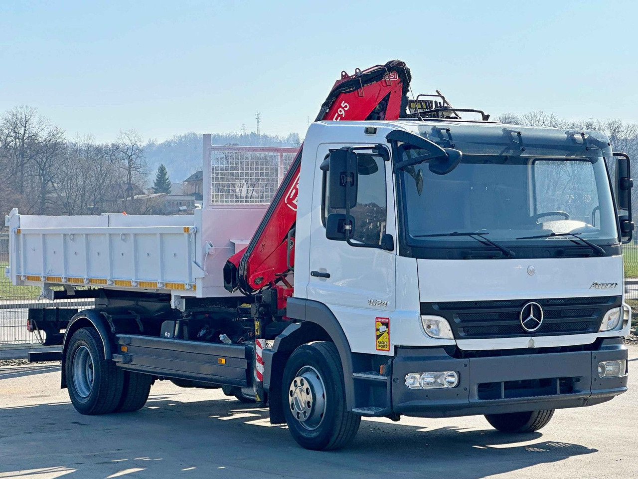 Mercedes-Benz ATEGO 1524 Kipper 4,35 m* FASSI F95A.21* TOP - Kravas auto ar manipulatoru: foto 3 Mercedes-Benz ATEGO 1524 Kipper 4,35 m* FASSI F95A.21* TOP - Kravas auto ar manipulatoru: foto 3