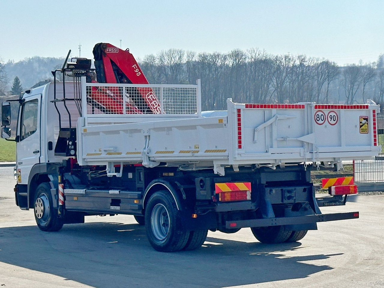 Mercedes-Benz ATEGO 1524 Kipper 4,35 m* FASSI F95A.21* TOP - Kravas auto ar manipulatoru: foto 4 Mercedes-Benz ATEGO 1524 Kipper 4,35 m* FASSI F95A.21* TOP - Kravas auto ar manipulatoru: foto 4