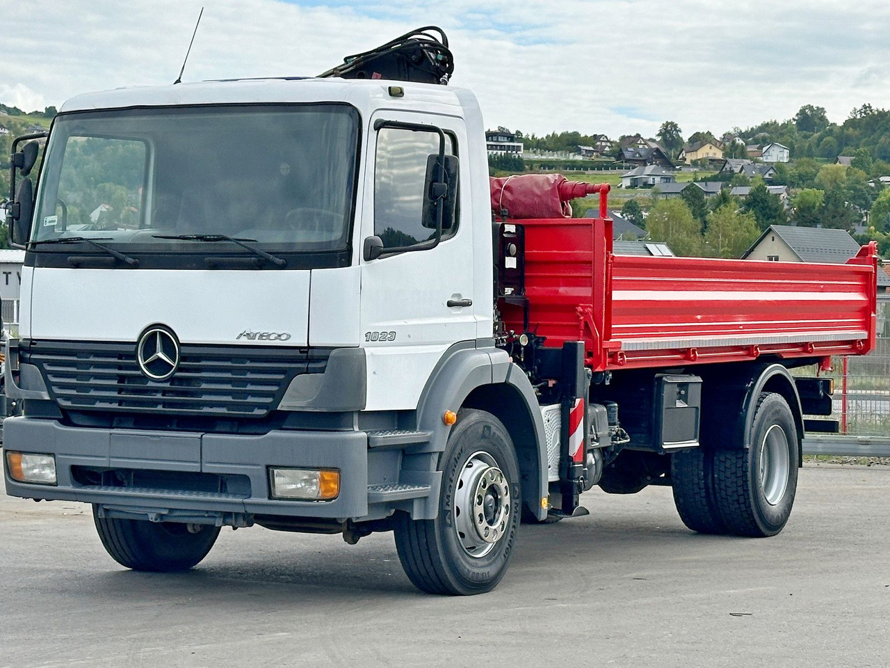 Mercedes-Benz ATEGO 1823 * KIPPER 5,25 m *ATLAS AK 3500C * TOP - Kravas automašīna pašizgāzējs, Kravas auto ar manipulatoru: foto 4 Mercedes-Benz ATEGO 1823 * KIPPER 5,25 m *ATLAS AK 3500C * TOP - Kravas automašīna pašizgāzējs, Kravas auto ar manipulatoru: foto 4