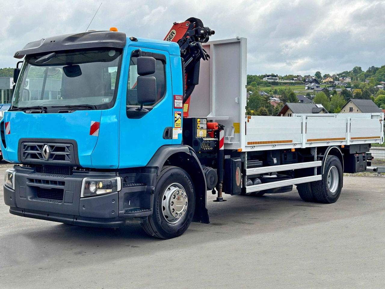 Renault C 320 * PK 12002 EH A + FUNK * TOPZUSTAND - Kravas auto ar manipulatoru: foto 4 Renault C 320 * PK 12002 EH A + FUNK * TOPZUSTAND - Kravas auto ar manipulatoru: foto 4