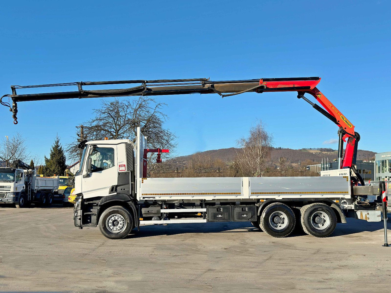 Renault C 380 *PRITSCHE 6,80m * PK 18002-EH C + FUNK*6x4 - Kravas auto ar manipulatoru: foto 5 Renault C 380 *PRITSCHE 6,80m * PK 18002-EH C + FUNK*6x4 - Kravas auto ar manipulatoru: foto 5
