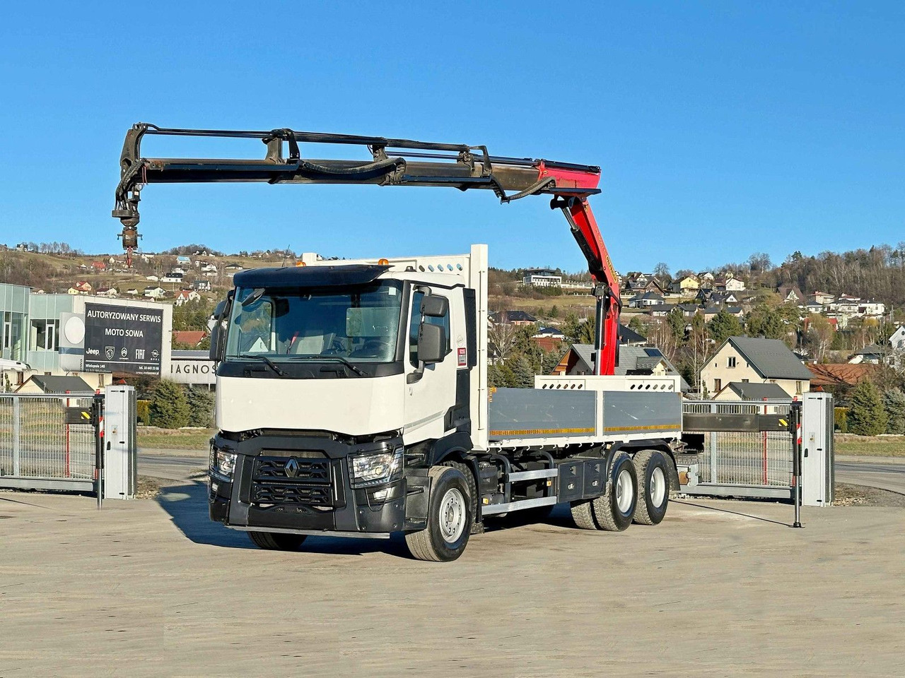 Renault C 380 *PRITSCHE 6,80m * PK 18002-EH C + FUNK*6x4 - Kravas auto ar manipulatoru: foto 2 Renault C 380 *PRITSCHE 6,80m * PK 18002-EH C + FUNK*6x4 - Kravas auto ar manipulatoru: foto 2