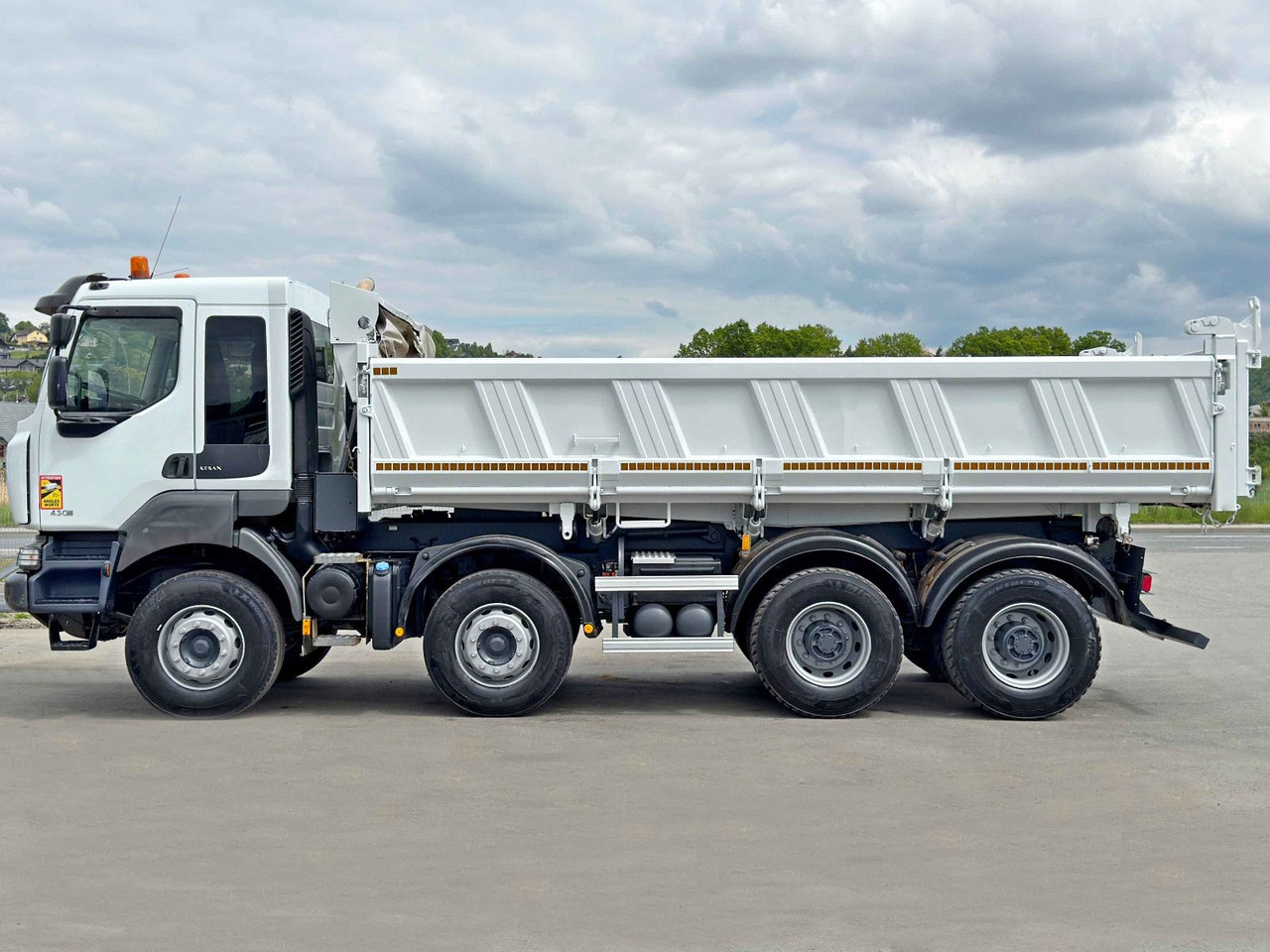 Renault KERAX 430 DXI * KIPPER 6,00 m / 8x4 * TOP - Kravas automašīna pašizgāzējs, Kravas auto ar manipulatoru: foto 5 Renault KERAX 430 DXI * KIPPER 6,00 m / 8x4 * TOP - Kravas automašīna pašizgāzējs, Kravas auto ar manipulatoru: foto 5