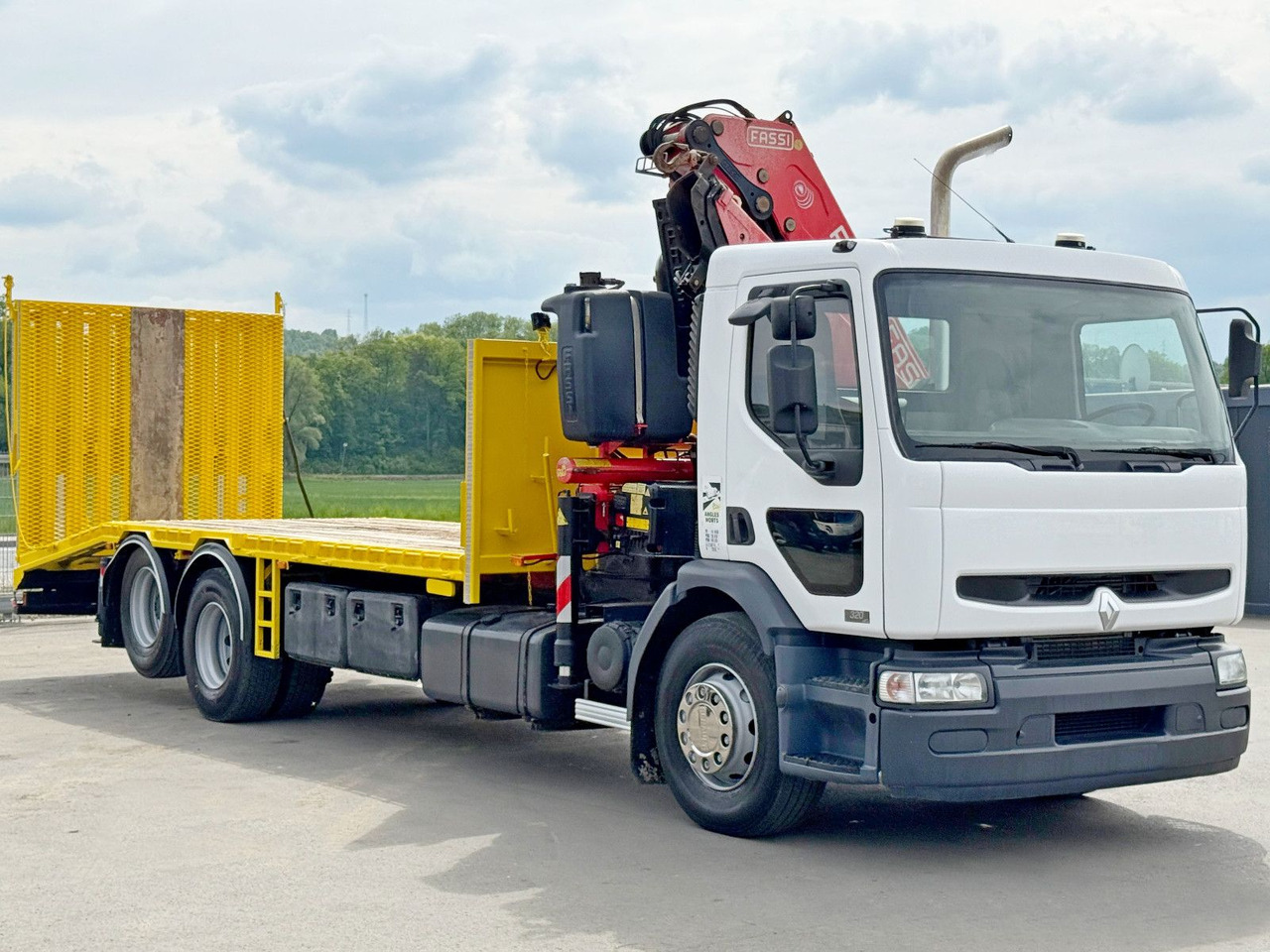 Renault PREMIUM 320 * FASSI F240B.22 + FUNK* TOP - Auto evakuators: foto 3 Renault PREMIUM 320 * FASSI F240B.22 + FUNK* TOP - Auto evakuators: foto 3