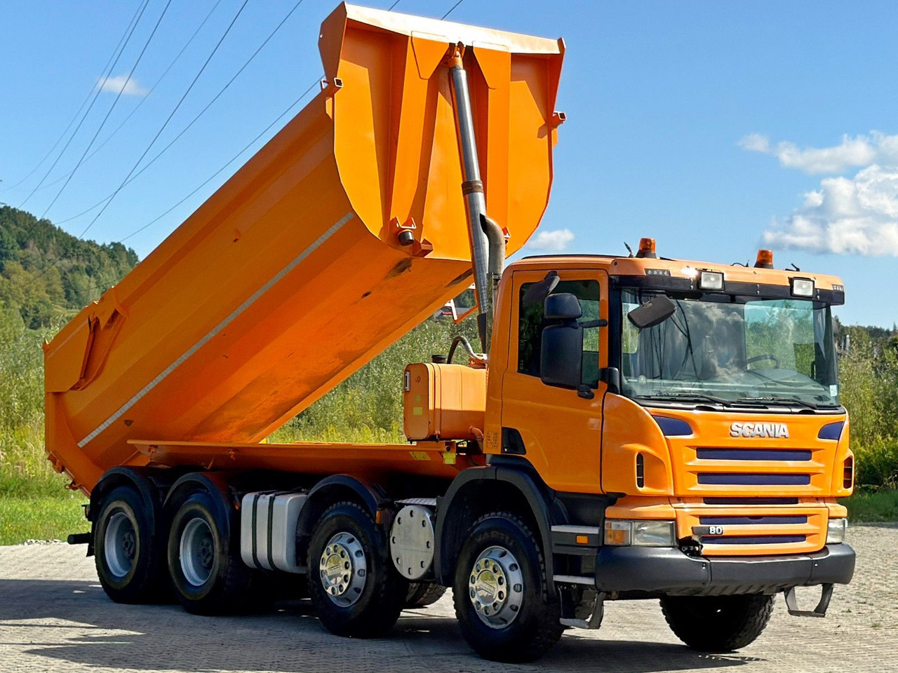 Scania P 380 Kipper * 8x4 * TOPZUSTAND - Kravas automašīna pašizgāzējs: foto 3 Scania P 380 Kipper * 8x4 * TOPZUSTAND - Kravas automašīna pašizgāzējs: foto 3