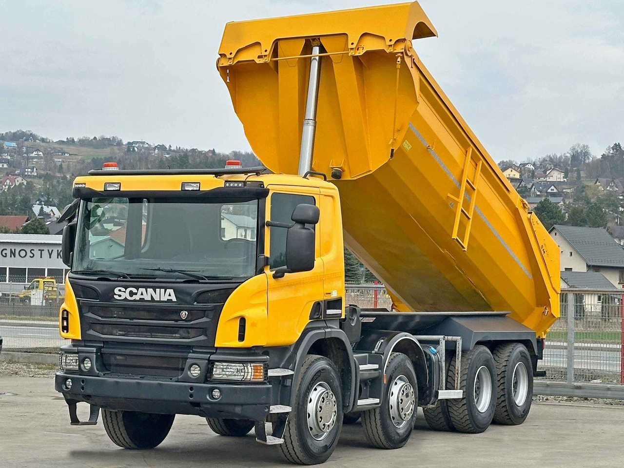 Scania P 400 Kipper * 8x4 * TOPZUSTAND ! - Kravas automašīna pašizgāzējs: foto 4 Scania P 400 Kipper * 8x4 * TOPZUSTAND ! - Kravas automašīna pašizgāzējs: foto 4