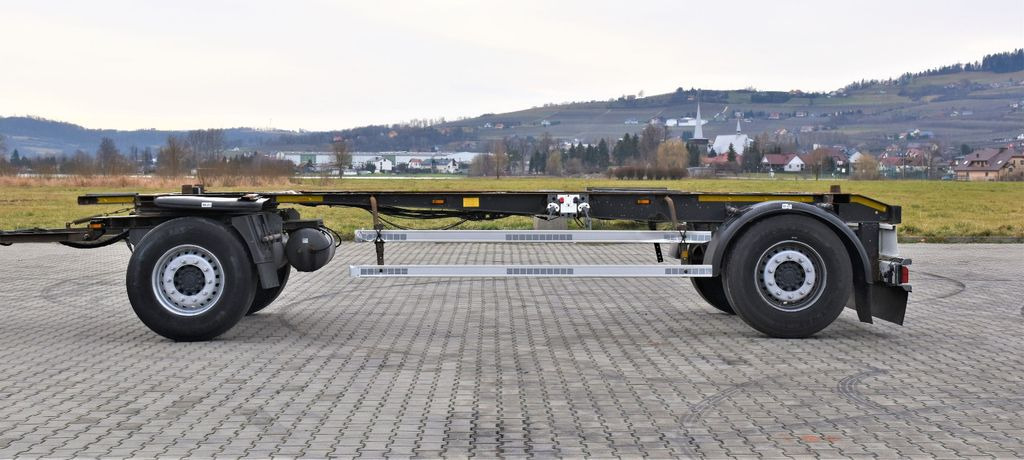 Schmitz Cargobull Anhänger 6,90m * TOPZUSTAND ! - Piekabe šasija: foto 4 Schmitz Cargobull Anhänger 6,90m * TOPZUSTAND ! - Piekabe šasija: foto 4