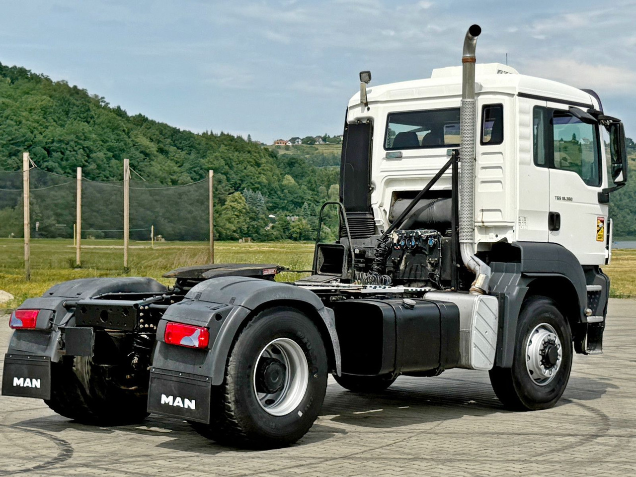 MAN TGS 18.360 * Sattelzugmaschine * 4x4 * TOP - Vilcējs: foto 4 MAN TGS 18.360 * Sattelzugmaschine * 4x4 * TOP - Vilcējs: foto 4