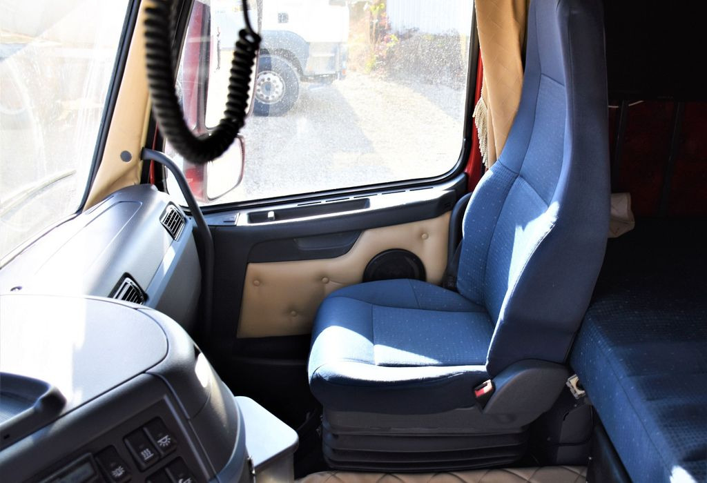 Kravas auto ar manipulatoru, Kravas automašīna pašizgāzējs Volvo FH 480 Kipper 6,20m + HMF 1823 K3 + FUNK: foto 10 Kravas auto ar manipulatoru, Kravas automašīna pašizgāzējs Volvo FH 480 Kipper 6,20m + HMF 1823 K3 + FUNK: foto 10