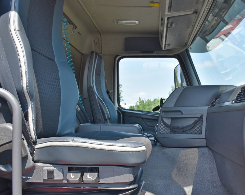 Volvo FMX 370 PRITSCHE 6,60m *PK 16001 - KB+FUNK/6x4  līzingu Volvo FMX 370 PRITSCHE 6,60m *PK 16001 - KB+FUNK/6x4: foto 11