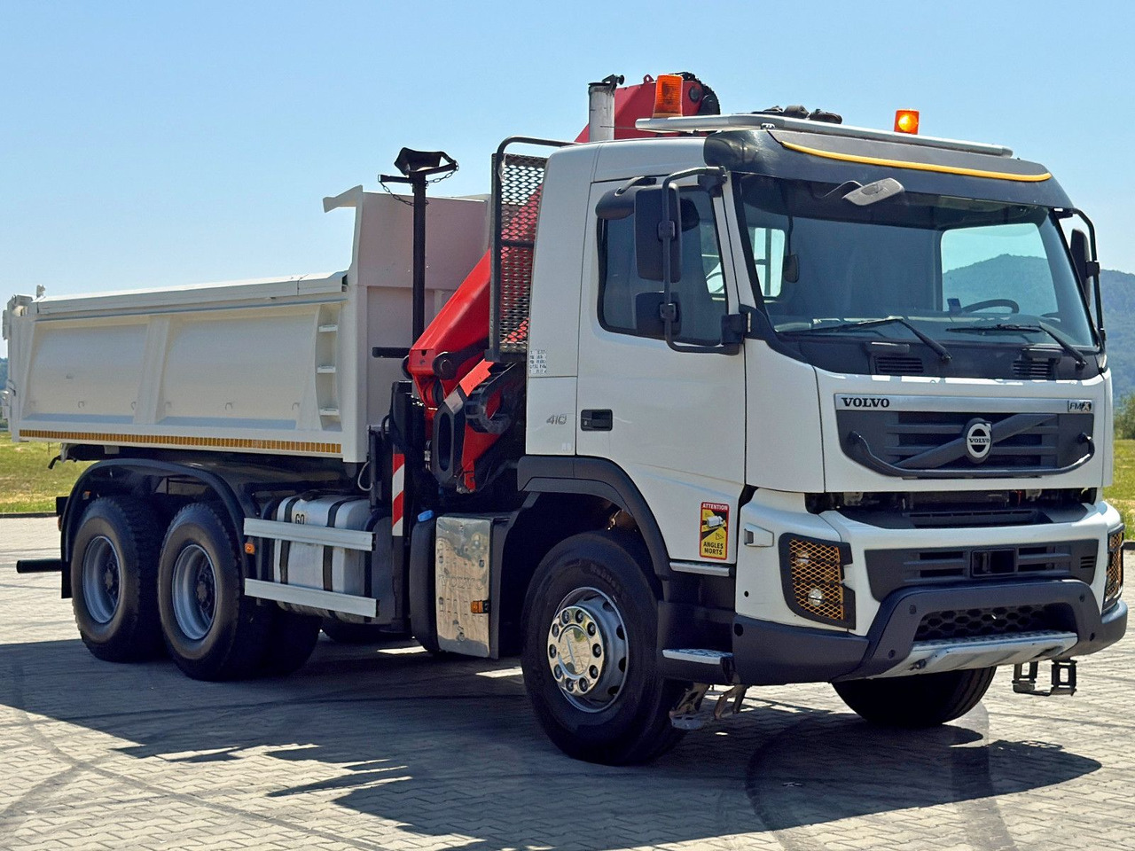 Volvo FMX 410 Kipper 4,70m *PK 14002-EH B/FUNK *6x4 - Kravas auto ar manipulatoru: foto 4 Volvo FMX 410 Kipper 4,70m *PK 14002-EH B/FUNK *6x4 - Kravas auto ar manipulatoru: foto 4