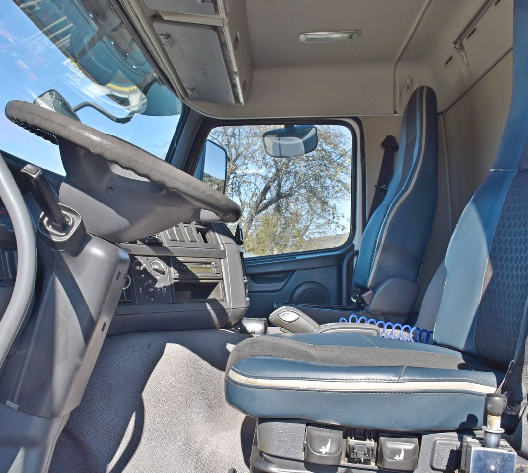 Kravas automašīna pašizgāzējs Volvo FMX 410 Kipper 5,20m*HIAB 122 D-4 HIDUO/FUNK*6x4: foto 10