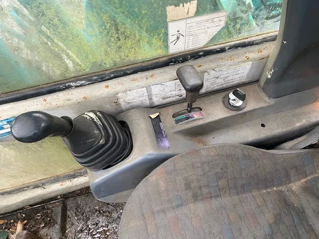 Kobelco SK100 - Kāpurķēžu ekskavators: foto 3 Kobelco SK100 - Kāpurķēžu ekskavators: foto 3
