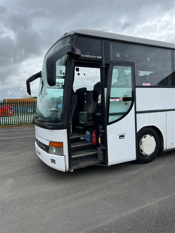 2004 Setra 315 GT 49 Seat coach, MOT November, 6 cylinder, 6 speed manual, excellent runner. - Starppilsētu autobuss: foto 2 2004 Setra 315 GT 49 Seat coach, MOT November, 6 cylinder, 6 speed manual, excellent runner. - Starppilsētu autobuss: foto 2