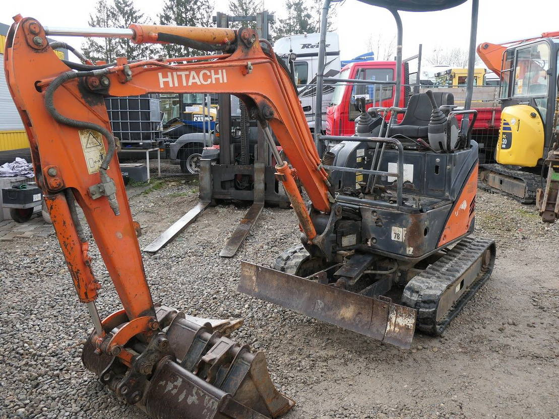 Hitachi ZX17 U-2 - Mini-ekskavators: foto 4 Hitachi ZX17 U-2 - Mini-ekskavators: foto 4