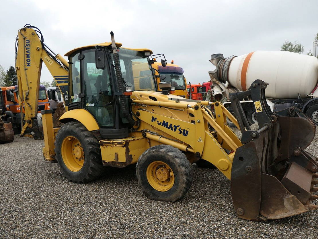 Komatsu WB 97-5 - Ekskavators-iekrāvējs: foto 4 Komatsu WB 97-5 - Ekskavators-iekrāvējs: foto 4
