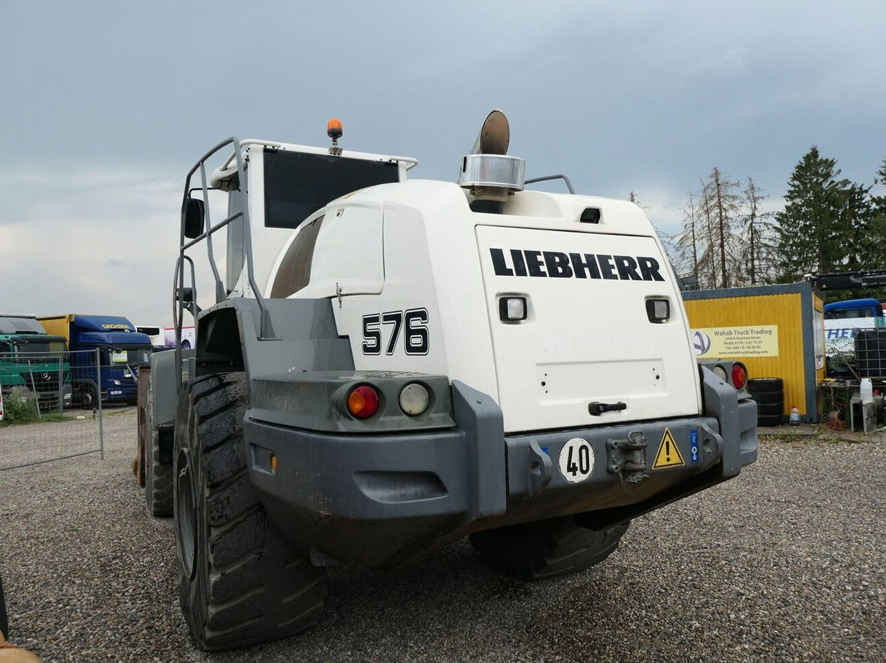 Riteņu iekrāvējs Liebherr L 576: foto 15
