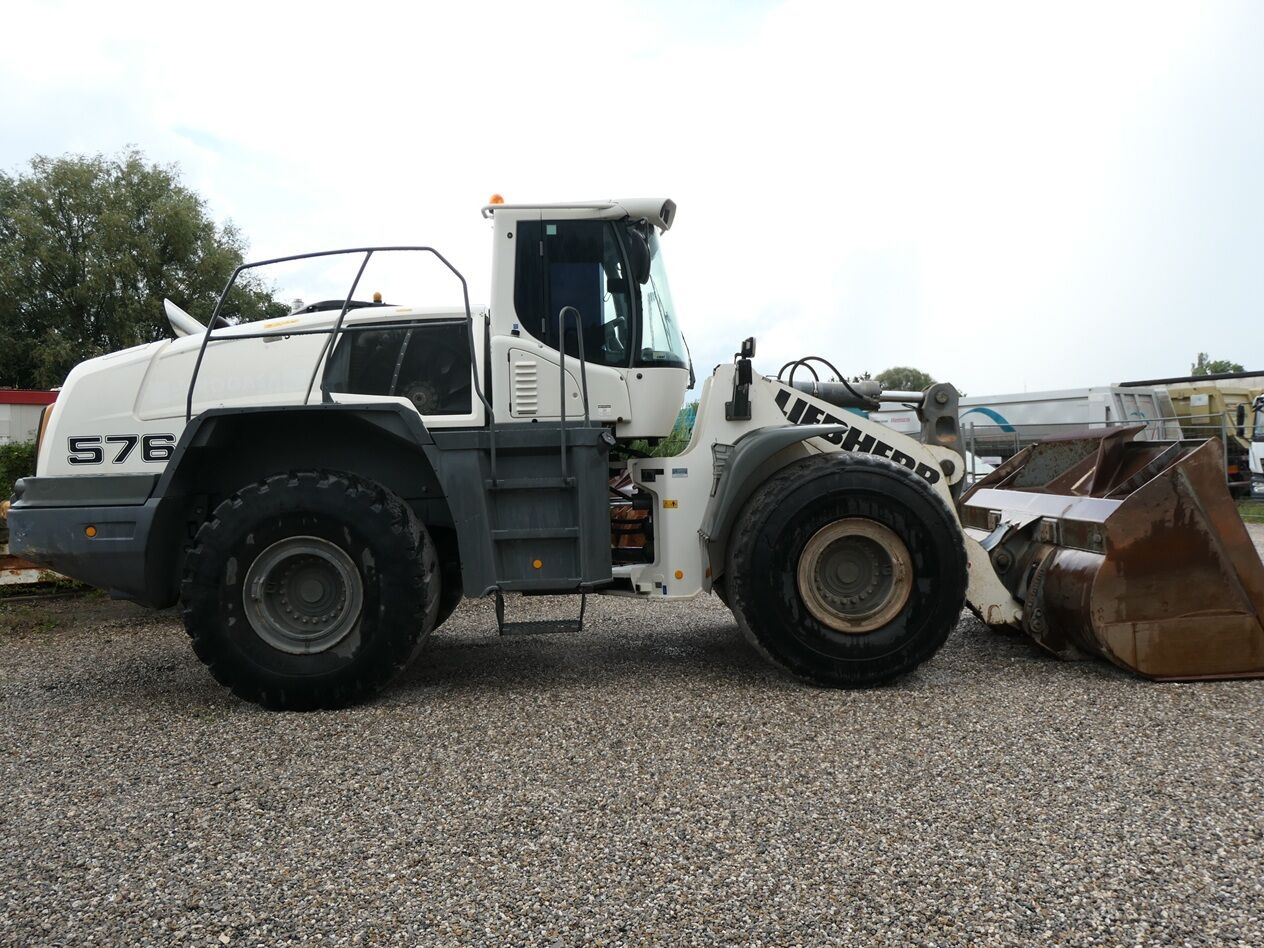 Liebherr L 576 - Riteņu iekrāvējs: foto 2 Liebherr L 576 - Riteņu iekrāvējs: foto 2