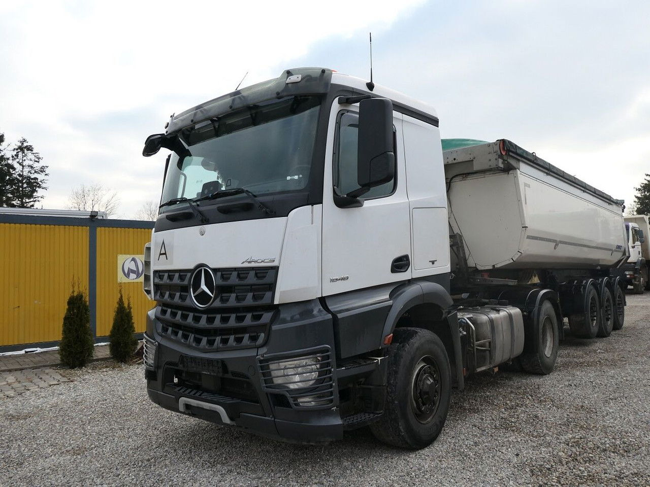 Mercedes-Benz Arocs 18 48 HAD - Vilcējs: foto 3 Mercedes-Benz Arocs 18 48 HAD - Vilcējs: foto 3