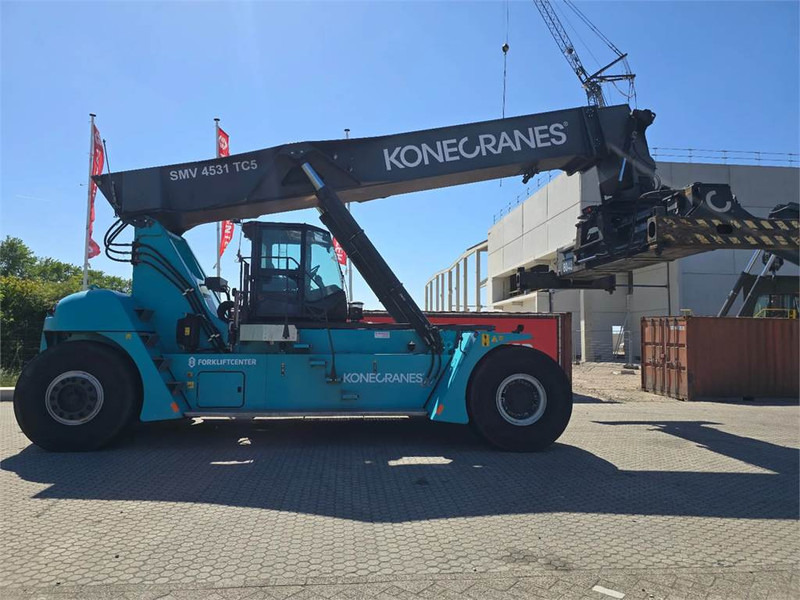 KONECRANES SMV 4531 TC5 - Sānu konteineru krāvējs: foto 1 KONECRANES SMV 4531 TC5 - Sānu konteineru krāvējs: foto 1