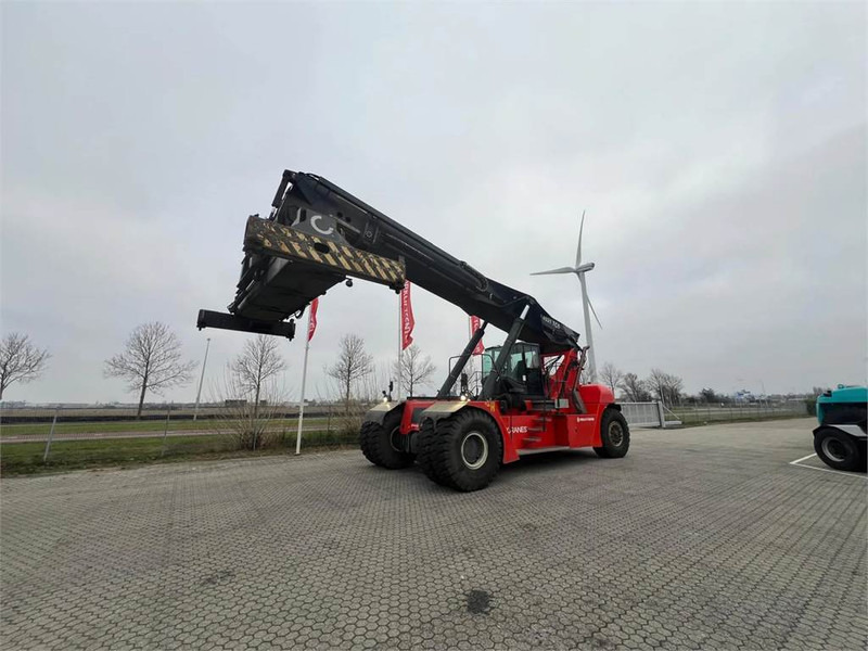 KONECRANES SMV 4531 TC5 - Sānu konteineru krāvējs: foto 4 KONECRANES SMV 4531 TC5 - Sānu konteineru krāvējs: foto 4