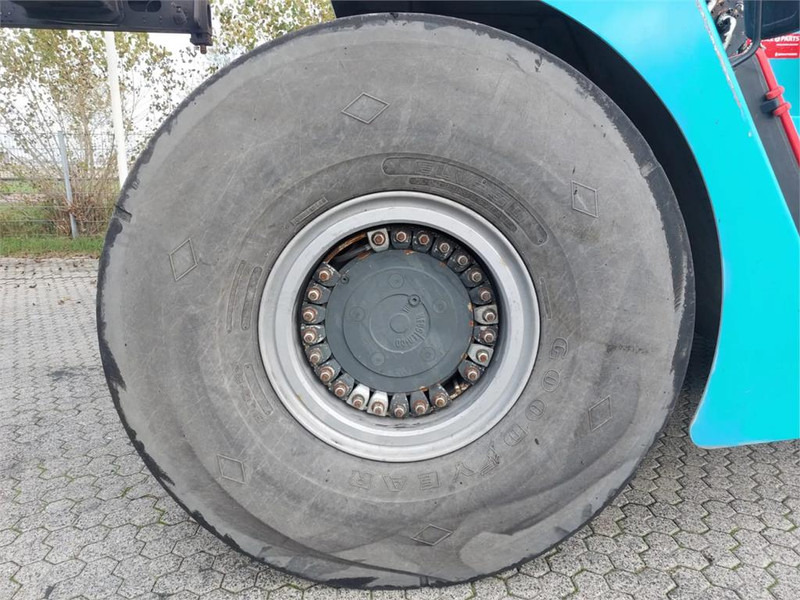 Sānu konteineru krāvējs KONECRANES SMV 4532 TC5: foto 15