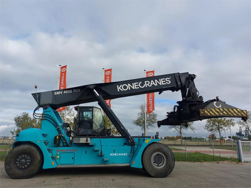 KONECRANES SMV 4532 TC5 - Sānu konteineru krāvējs: foto 1 KONECRANES SMV 4532 TC5 - Sānu konteineru krāvējs: foto 1