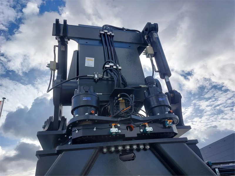 Sānu konteineru krāvējs KONECRANES SMV 4632 TC5: foto 11