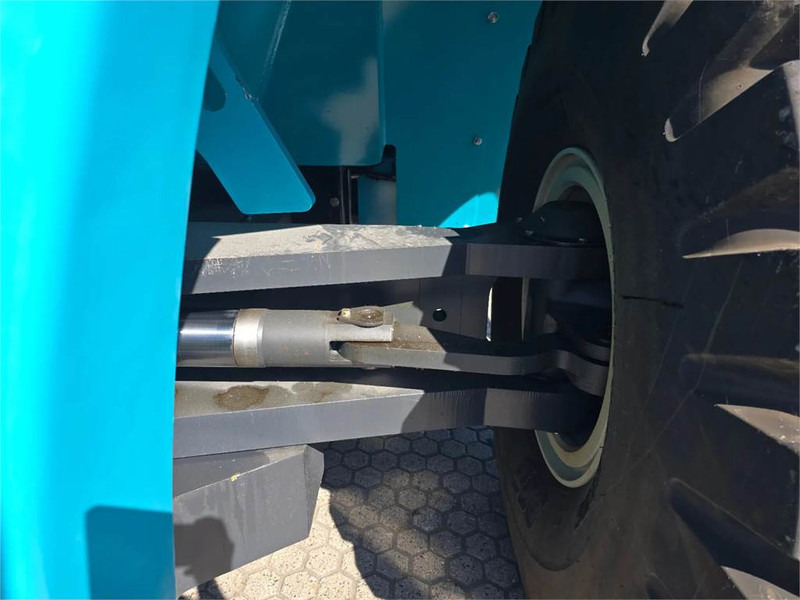 Sānu konteineru krāvējs KONECRANES SMV 4632 TC5: foto 15