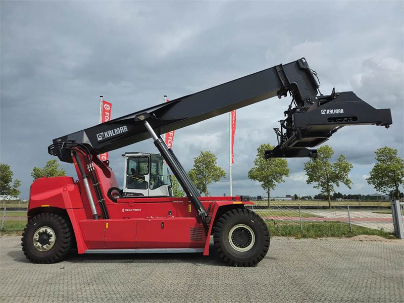 Kalmar DRU450-62S5 - Sānu konteineru krāvējs: foto 1 Kalmar DRU450-62S5 - Sānu konteineru krāvējs: foto 1