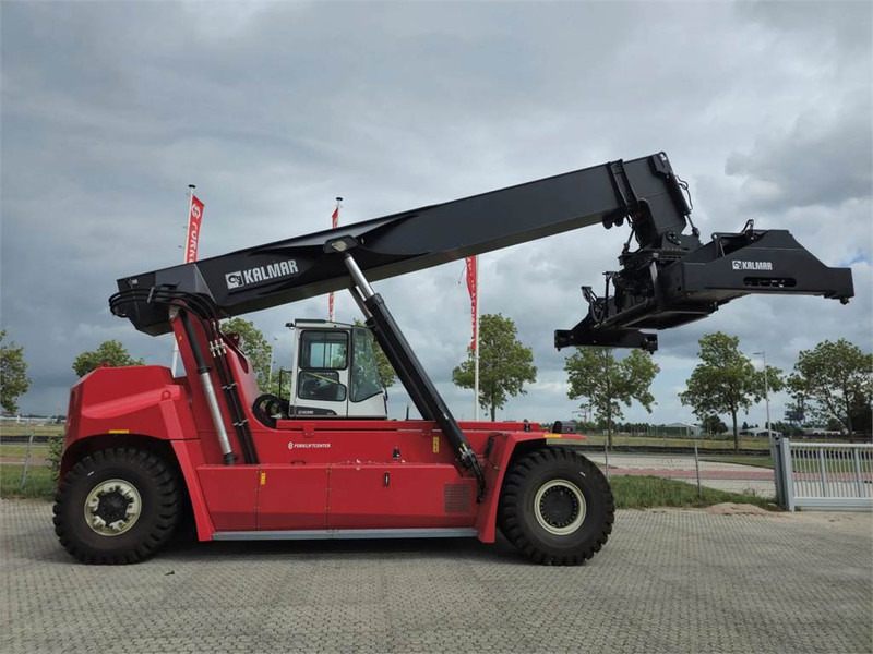 Kalmar DRU450-62S5 - Sānu konteineru krāvējs: foto 1 Kalmar DRU450-62S5 - Sānu konteineru krāvējs: foto 1
