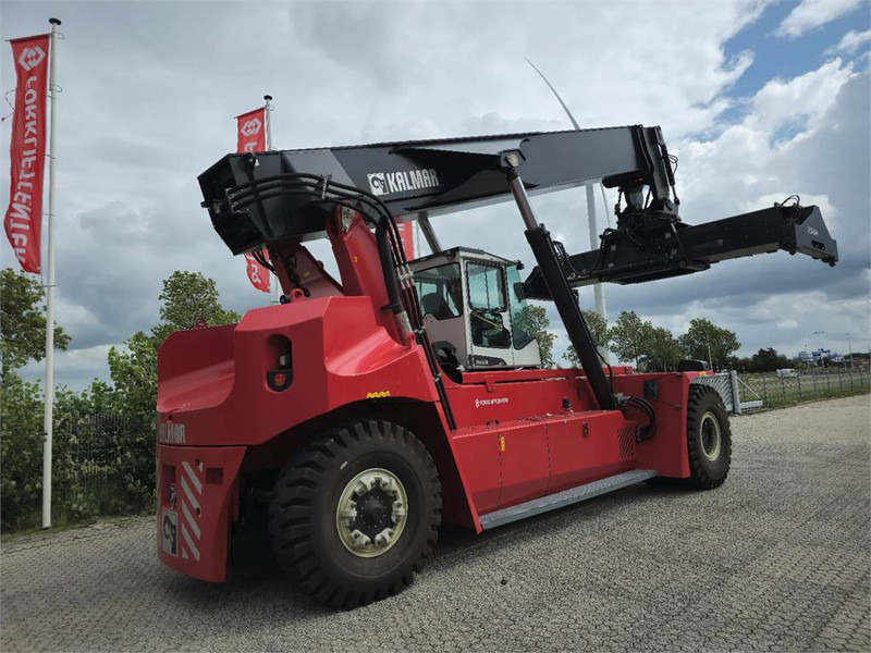 Kalmar DRU450-62S5 - Sānu konteineru krāvējs: foto 5 Kalmar DRU450-62S5 - Sānu konteineru krāvējs: foto 5