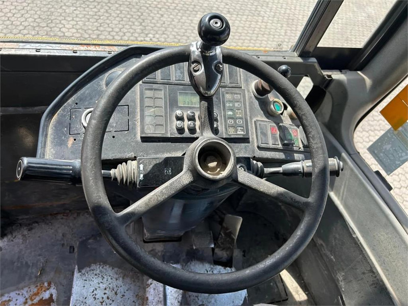 Termināļa traktors Terberg RT282 4x4: foto 9