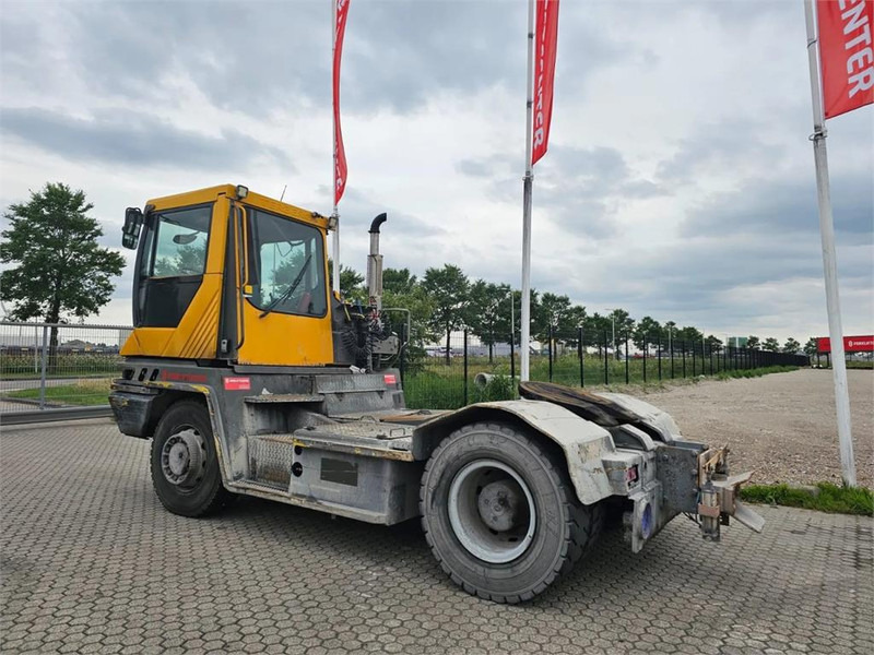Termināļa traktors Terberg RT282 4x4: foto 6