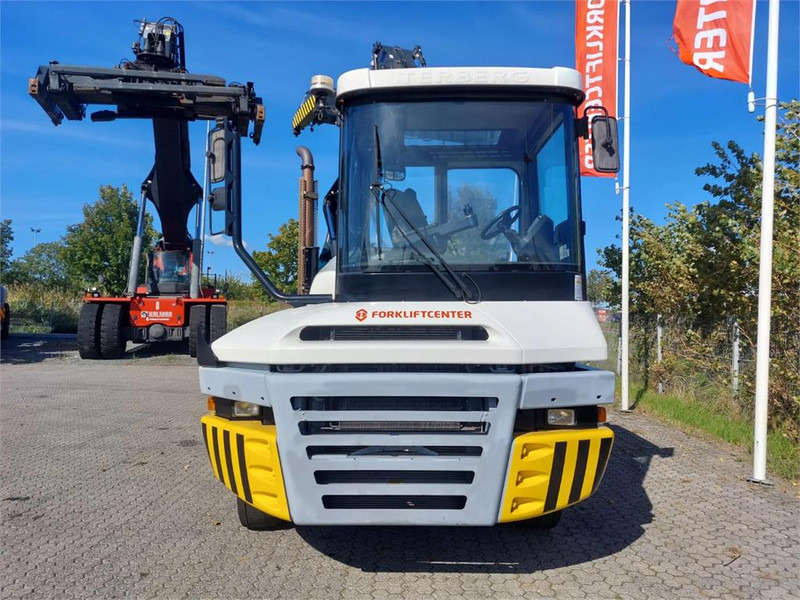 Terberg TT223 - Termināļa traktors: foto 5 Terberg TT223 - Termināļa traktors: foto 5