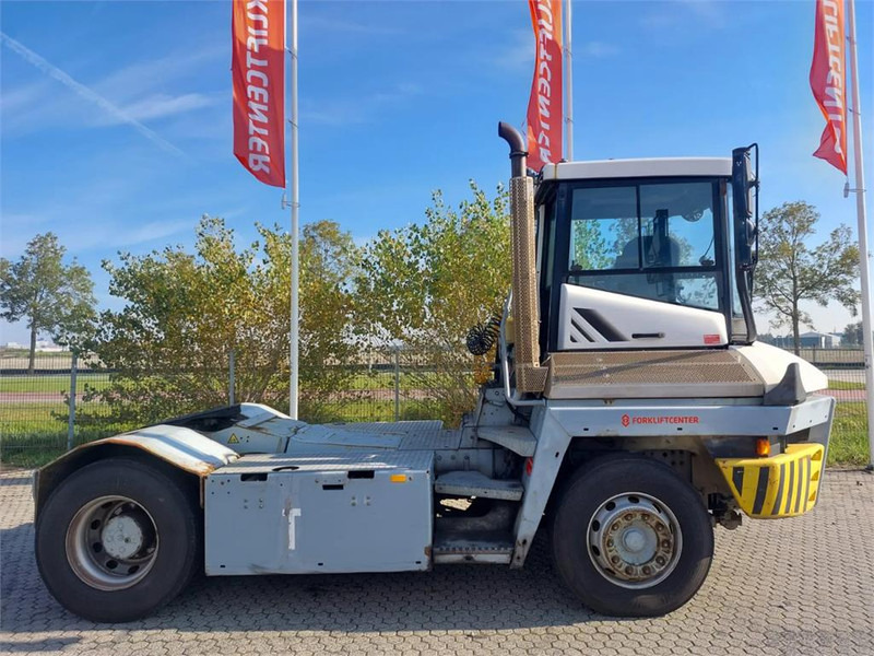 Terberg TT223 - Termināļa traktors: foto 3 Terberg TT223 - Termināļa traktors: foto 3