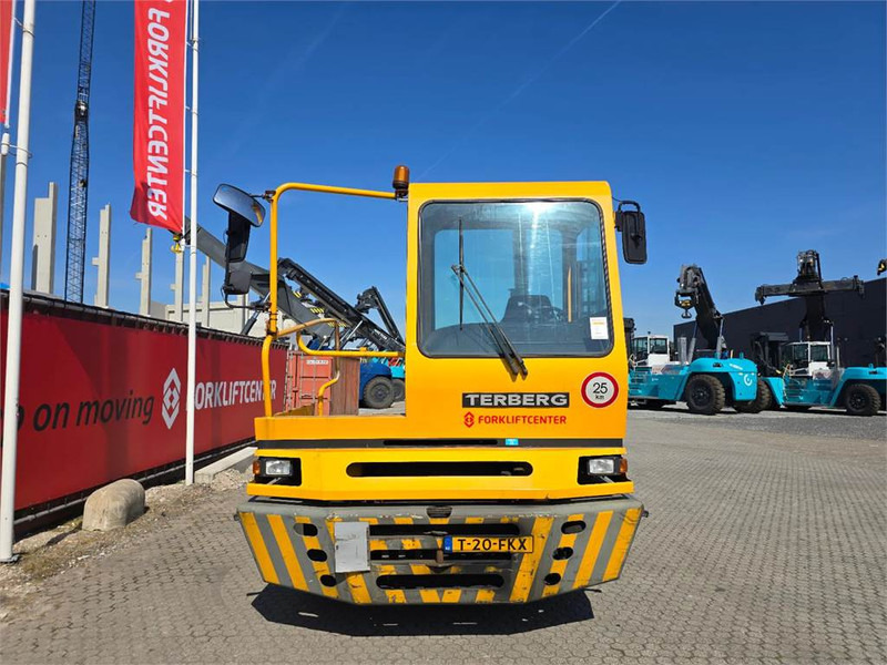 Termināļa traktors Terberg YT182: foto 8