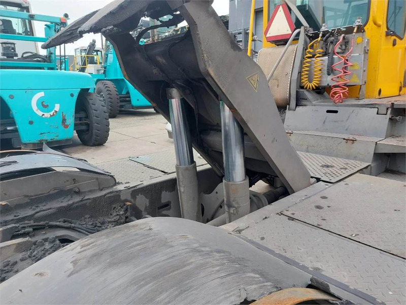 Termināļa traktors Terberg YT182: foto 10