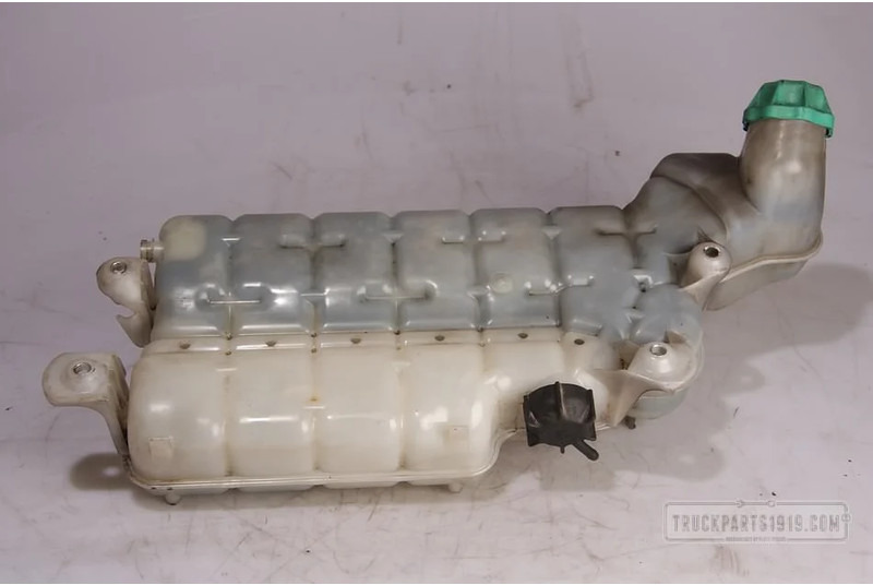 Behr HELLA SERVICE Cooling System Koelexpansievat MAN TGL TGM - Izplešanās tvertne - Kravas automašīna: foto 2 Behr HELLA SERVICE Cooling System Koelexpansievat MAN TGL TGM - Izplešanās tvertne - Kravas automašīna: foto 2