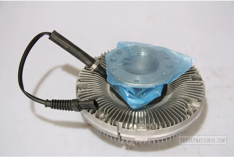 DAF 1742083 Visco Koppeling XF105 - Ventilators - Kravas automašīna: foto 1 DAF 1742083 Visco Koppeling XF105 - Ventilators - Kravas automašīna: foto 1