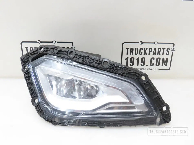 DAF 2189112 Lighting Skylight Re. XG - Gaismas/ Apgaismojums - Kravas automašīna: foto 1 DAF 2189112 Lighting Skylight Re. XG - Gaismas/ Apgaismojums - Kravas automašīna: foto 1