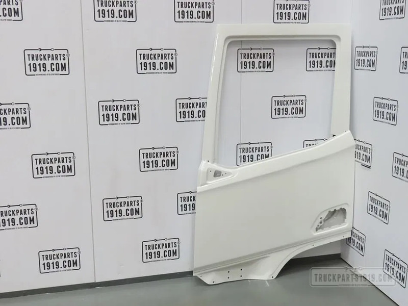 DAF 2197011 Portier DAF XG Links - Virsbūve un ārpuse - Kravas automašīna: foto 1 DAF 2197011 Portier DAF XG Links - Virsbūve un ārpuse - Kravas automašīna: foto 1