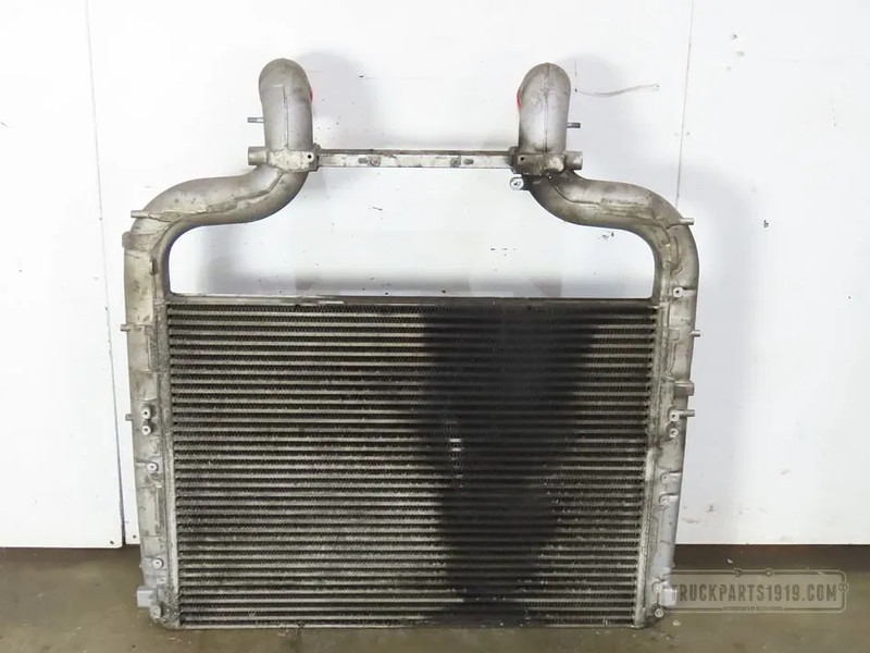 DAF 2204691 Interkoeler XF 106 - Radiators - Kravas automašīna: foto 2 DAF 2204691 Interkoeler XF 106 - Radiators - Kravas automašīna: foto 2
