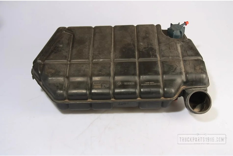 DAF Cooling System Expansie vat XF - Izplešanās tvertne - Kravas automašīna: foto 1 DAF Cooling System Expansie vat XF - Izplešanās tvertne - Kravas automašīna: foto 1