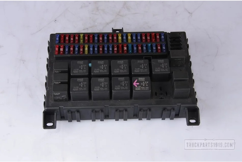 DAF Electrical System Centrale electra box DAF - Drošinātājs - Kravas automašīna: foto 1 DAF Electrical System Centrale electra box DAF - Drošinātājs - Kravas automašīna: foto 1