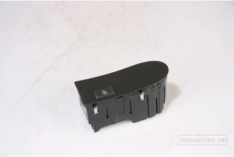 Diversen FEBI BILSTEIN Electrical System Raammodule MAN TGA RH - Relejs - Kravas automašīna: foto 1 Diversen FEBI BILSTEIN Electrical System Raammodule MAN TGA RH - Relejs - Kravas automašīna: foto 1