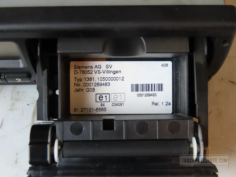 MAN 81.27101.6565 | Tachograaf R1.2 - Elektrosistēma - Kravas automašīna: foto 2 MAN 81.27101.6565 | Tachograaf R1.2 - Elektrosistēma - Kravas automašīna: foto 2