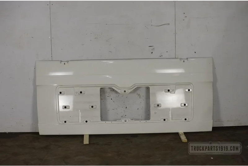 MAN Body & Chassis Parts Grill - Radiatora reste - Kravas automašīna: foto 2 MAN Body & Chassis Parts Grill - Radiatora reste - Kravas automašīna: foto 2