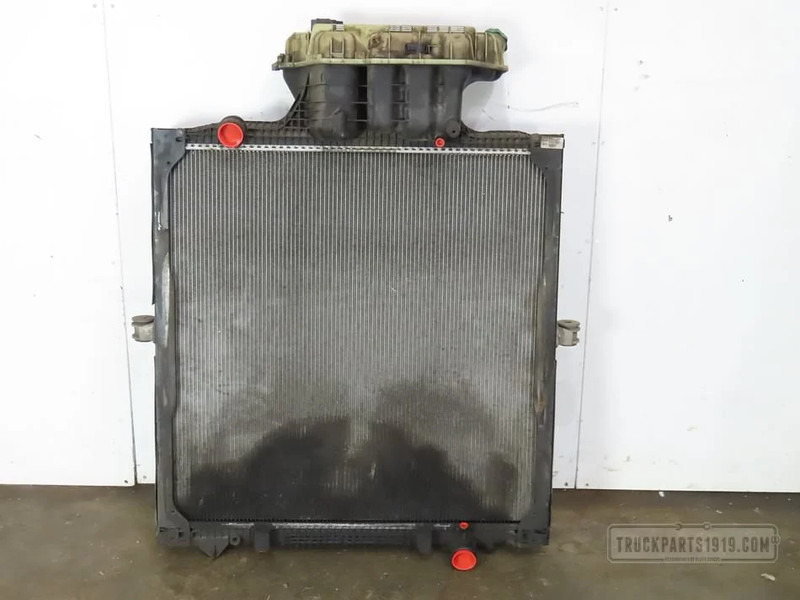 MAN TGX Cooling System Radiateur TGX - Radiators - Kravas automašīna: foto 1 MAN TGX Cooling System Radiateur TGX - Radiators - Kravas automašīna: foto 1
